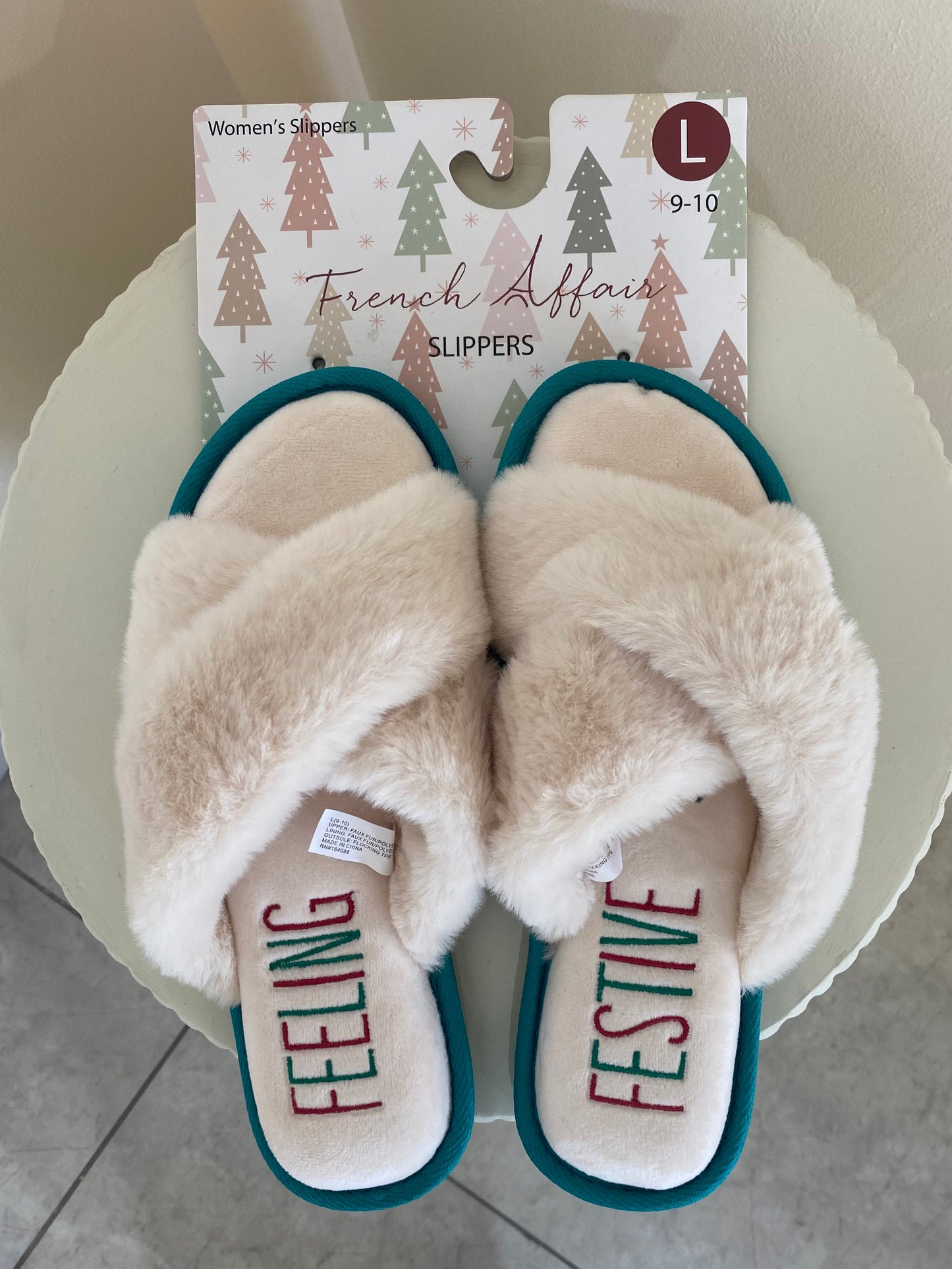 Slippers L