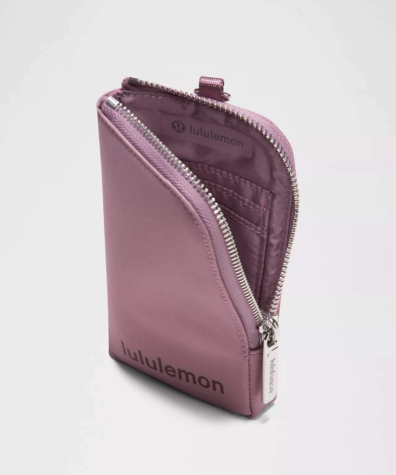 LULULEMON Dual Pouch Wristlet
Wallet * Lavender Lux/Light Ivory/Goodnight Plum