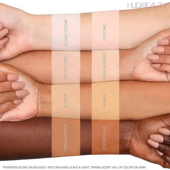 HUDA BEAUTY EASY BAKE AND SNATCH Ñ, SOONGE INCLUDED