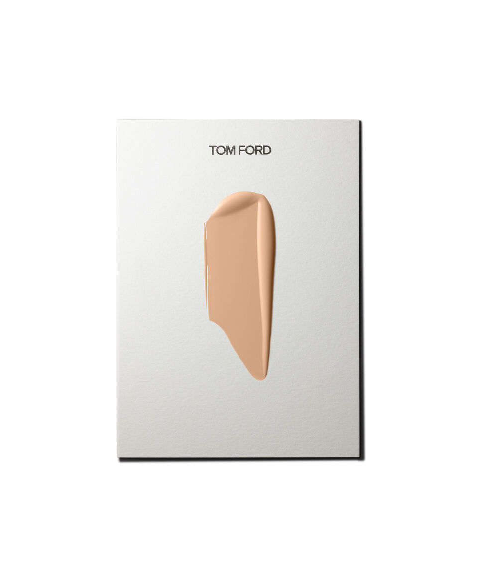 TOM FORD SHADE AND ILLUMINATE SOFT RADIANCE FOUNDATION BROAD SPF 50