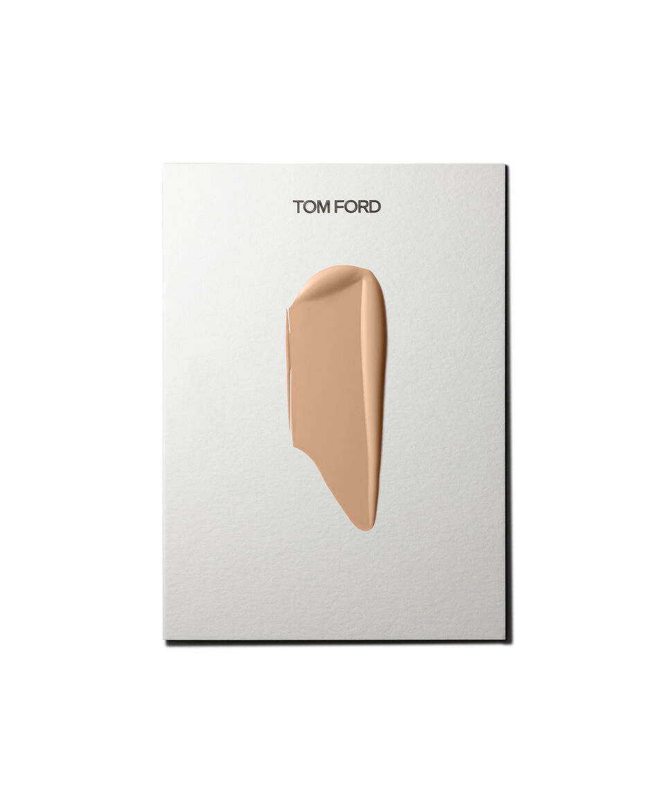 TOM FORD SHADE AND ILLUMINATE SOFT RADIANCE FOUNDATION BROAD SPF 50