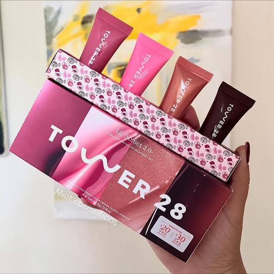 TOWER 28  LIL SOFTIES 2.0 LIPSPFTIE + TINTED LIP TRESTMENT SET *PRE ORDER*