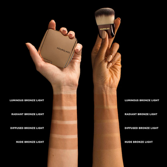 Hourglass
Ambient® Lighting Bronzer