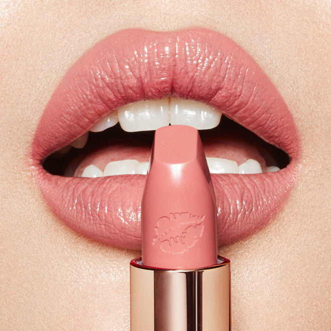 CHARLOTTE TILBURY HOT LIPS 2