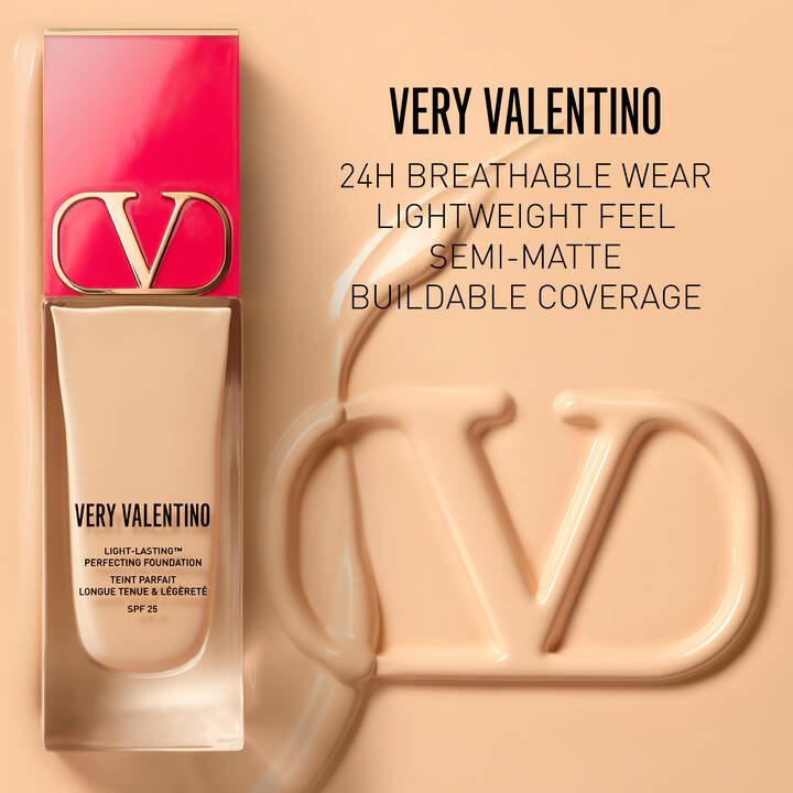 VALENTINO Very Valentino 24 Hour Wear Liquid Foundation